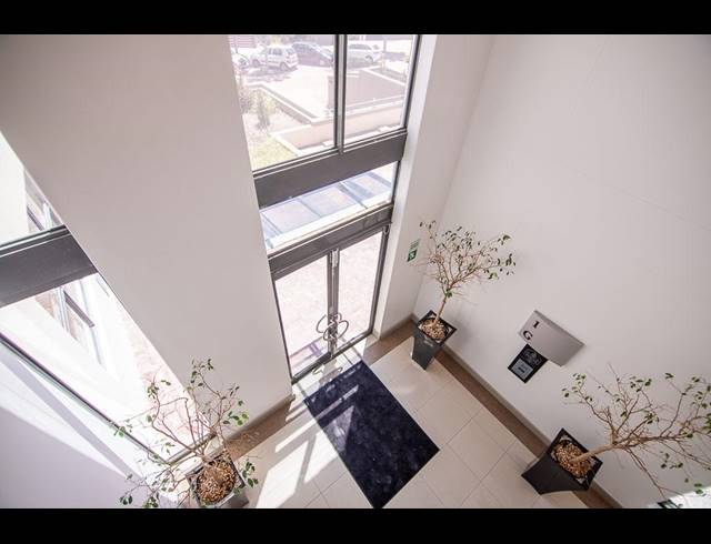 716M² OFFICE TO LET IN CENTURY CITY